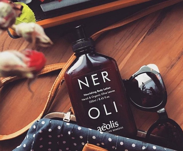 Aeolis Energising Shower Gel with Organic Fig, Lime and Dittany Pico X 